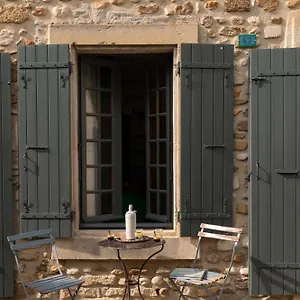 La Perroya , Visan France